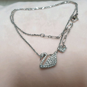 스와로브 스키 백조 목걸이