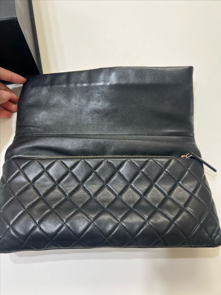 샤넬 보이 클러치--3