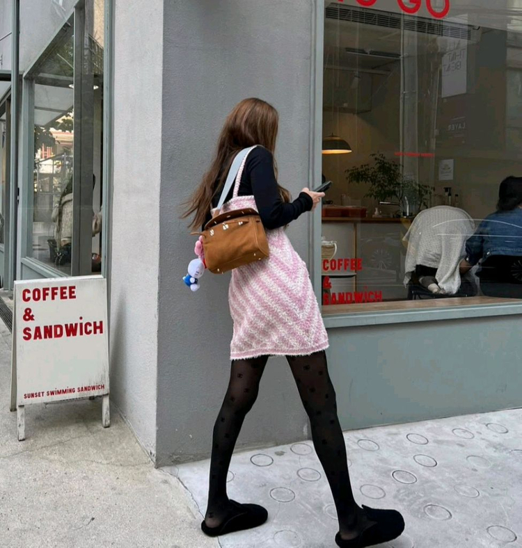 페퍼윤윤 스웨이드 쁘띠 백 카멜--8