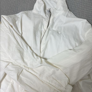 아디다스 빈티지 바람막이 흰 S