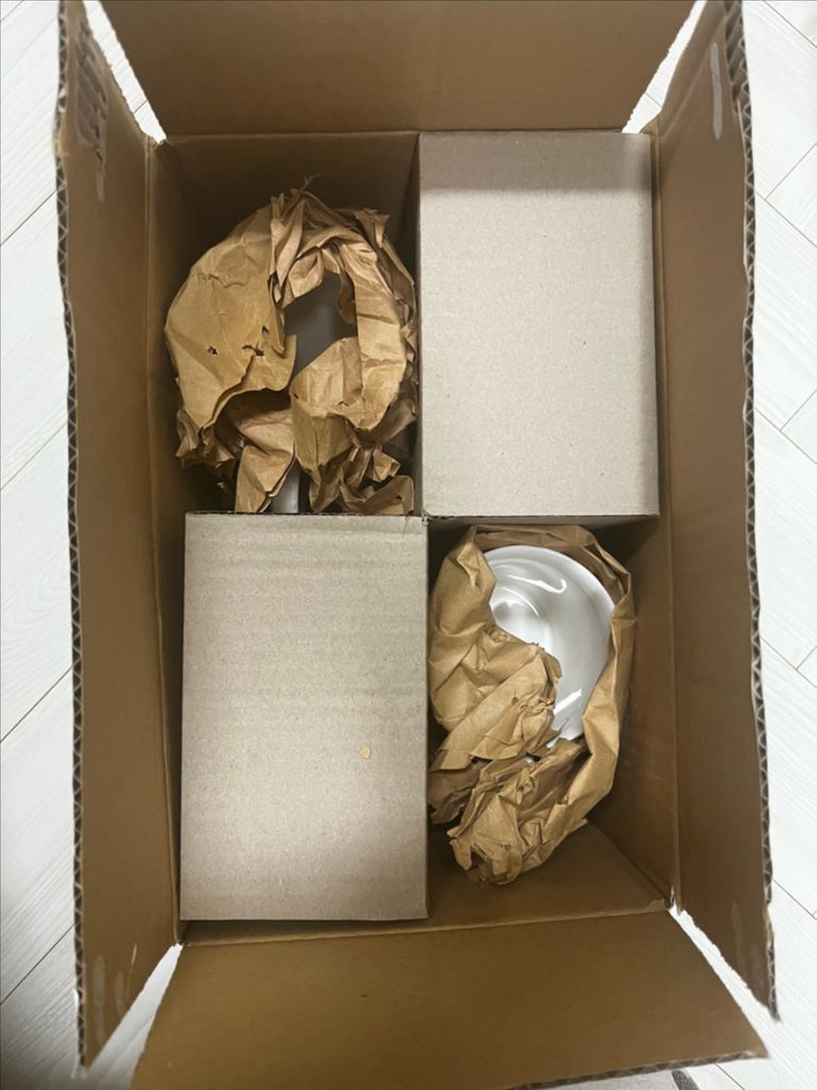 빌레로이앤보흐 첼리니 볼2개&머그컵2개(새제품)--2