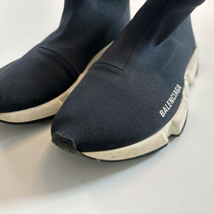 발렌시아가 스피드러너 블랙 36사이즈(235~240mm)