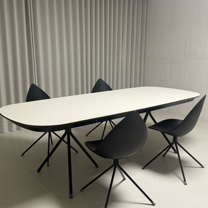 보컨셉 오타와 테이블 + 체어 4개