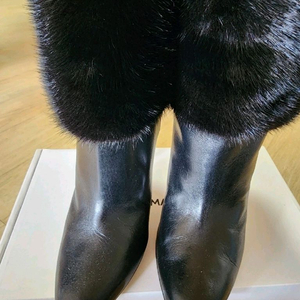 지미추 블랙 밍크 힐 부츠 37사이즈