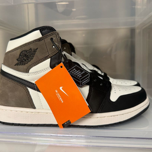 나이키 조던1 트래비스 스캇 모카 265