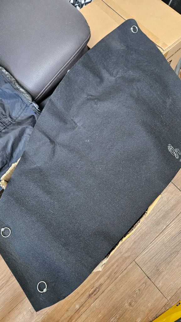 웨스턴소울 그랜드스타렉스 테일게이트 차박 텐트--4