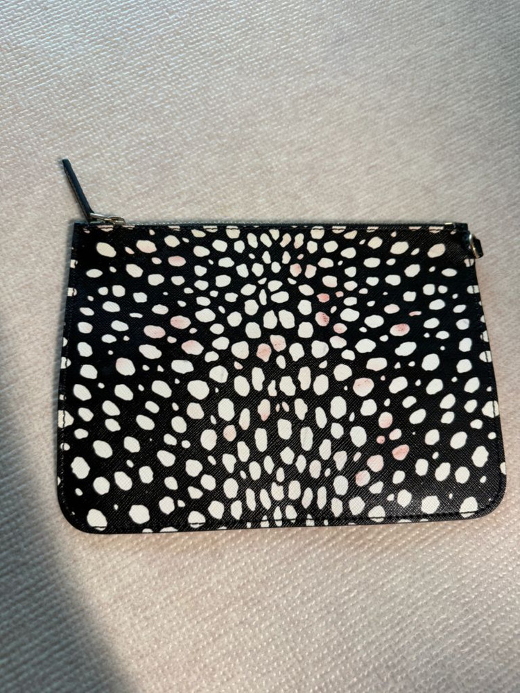 지방시 정품 도트 패턴 미니 클러치백--1