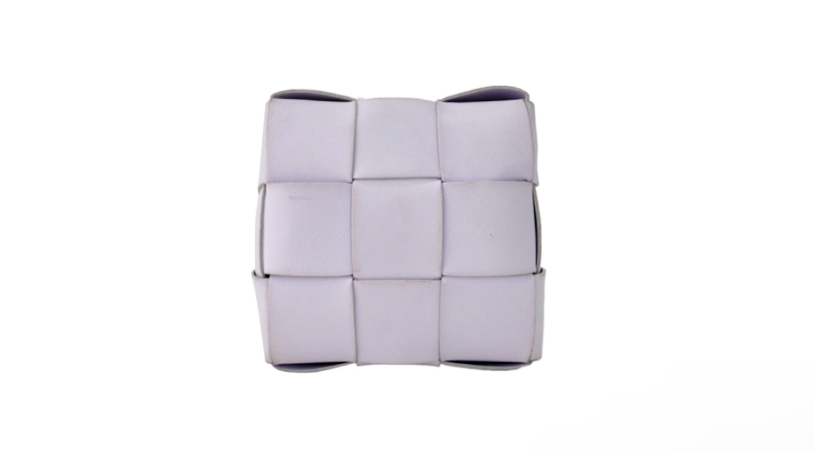 [S] BV 보테가베네타 인트레치오 레더 카세트 버킷백 스몰 오이스터--4