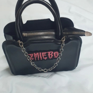 블랙 미니 토트백 ZMIEBO 체인 장식