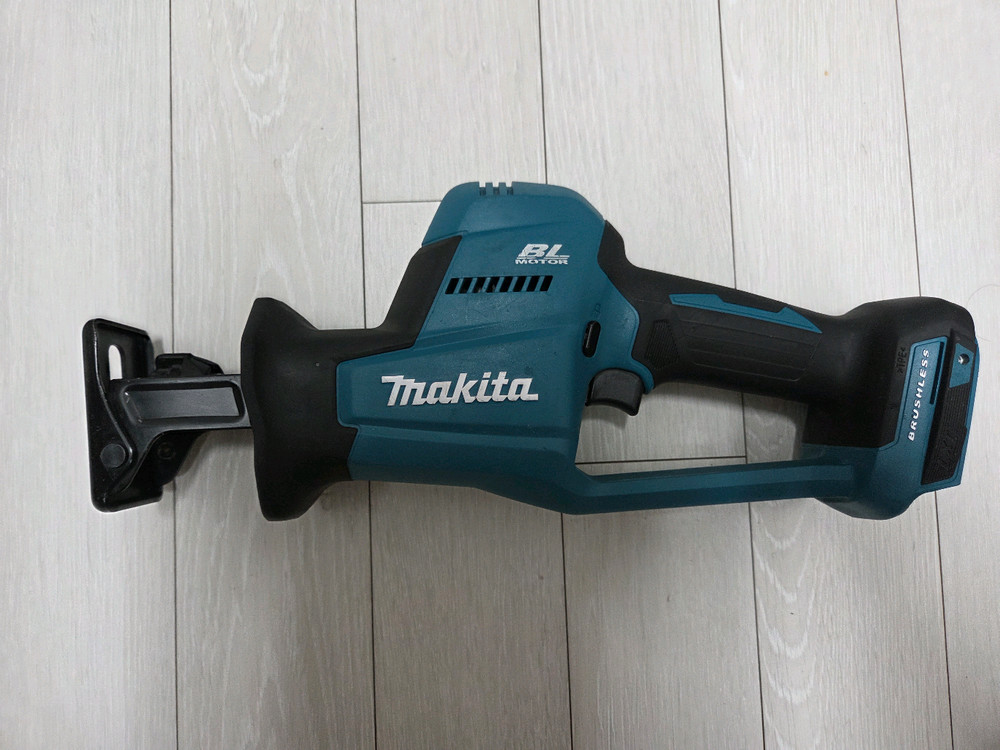 마끼다 멀티컷터 그라인더 함마드릴 스킬 임팩 코너드릴 충전기 선풍기 웜쏘 라디오 스피커 샌딩기 송풍기--5