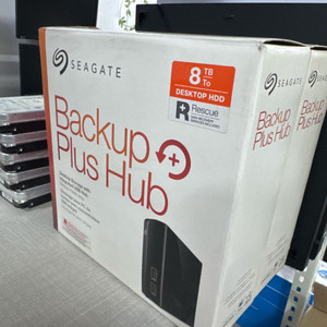 씨게이트 외장하드 8테라 미개봉 미사용 예전 제품 박스풀셋