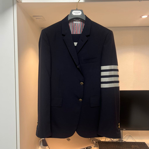 (백화점판/급처)톰브라운 4선 플레인위브 수트 자켓 이미지