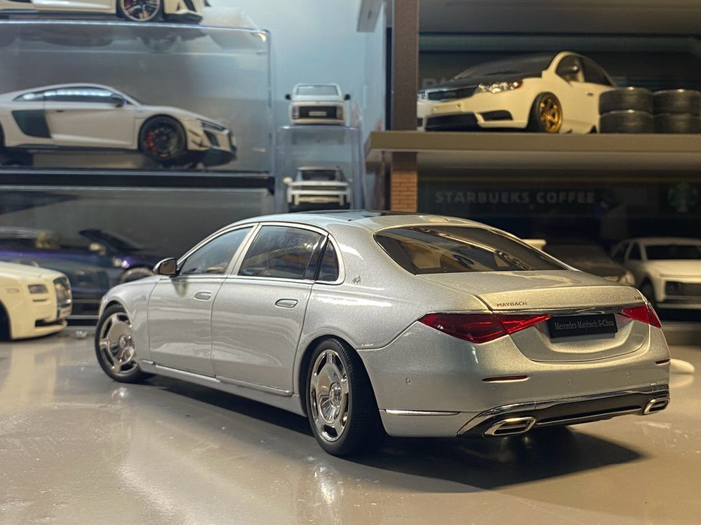 1:18 올모스트리얼 마이바흐 s680 (w223)--3