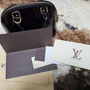 루이비통 알마BB 이미지