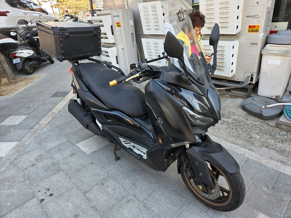 22년식 2채널 블랙박스 엑스맥스300 팝니다--6