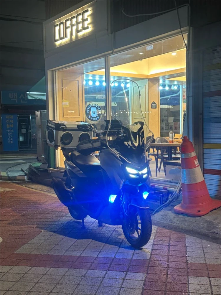 NMAX125 22년식 이미지