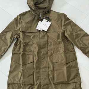 몽클레어 히엔구 바람막이