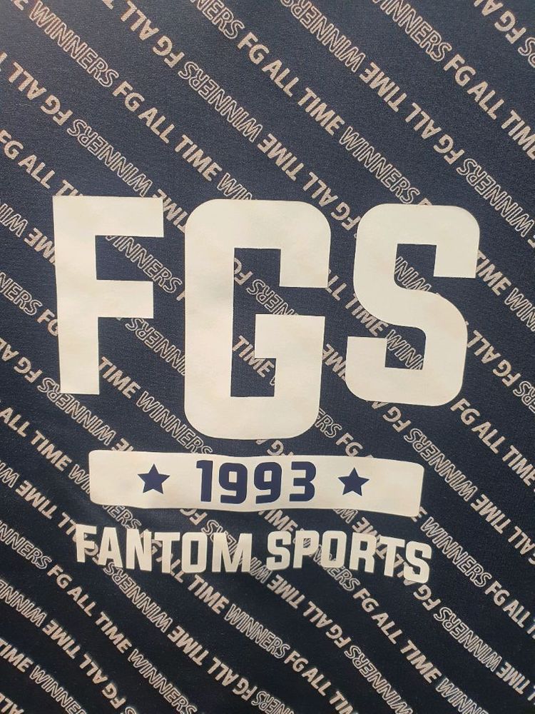 (새상품) 팬텀스포츠 여성 기모 로고 맨투맨 (90-95)--1