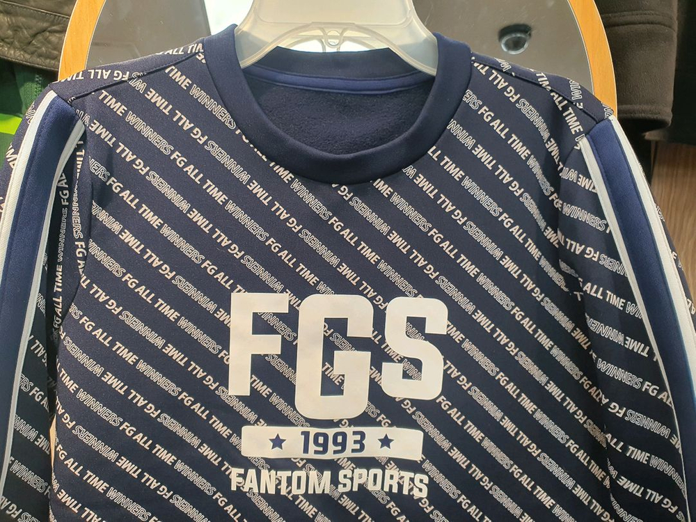 (새상품) 팬텀스포츠 여성 기모 로고 맨투맨 (90-95)--2