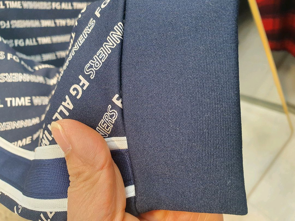 (새상품) 팬텀스포츠 여성 기모 로고 맨투맨 (90-95)--5