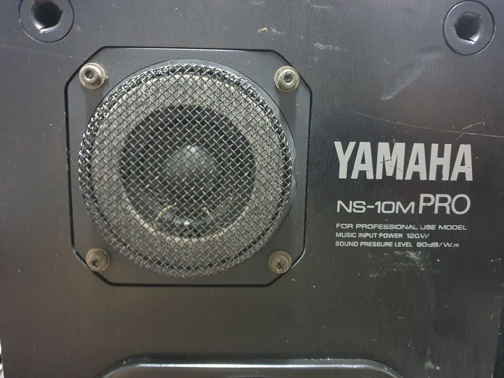 야마하 NS-10M PRO(캐논단자) 모니터링 스피커 이미지