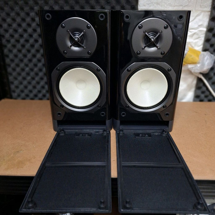 온쿄 ONKYO D-NX10 피아노 마감 북쉘프 스피커 1조 빈티지 레트로 앤틱 가게 매장 카페 오디오 인테리어 이미지