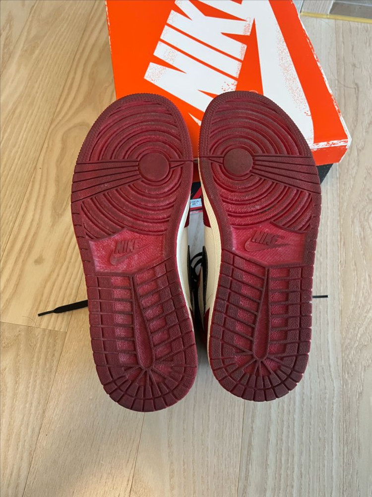 조던1 하이 / 시카고 로스트앤파운드 / 265--3