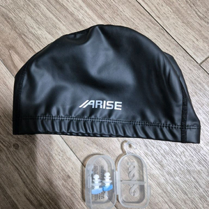 ARIS 수영모 + 수영 귀마게 택포 5천원