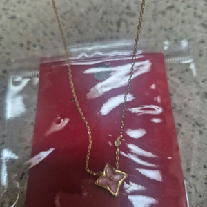 루이 블로섬 목걸이