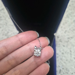 모이사나이트 1캐럿 실버목걸이