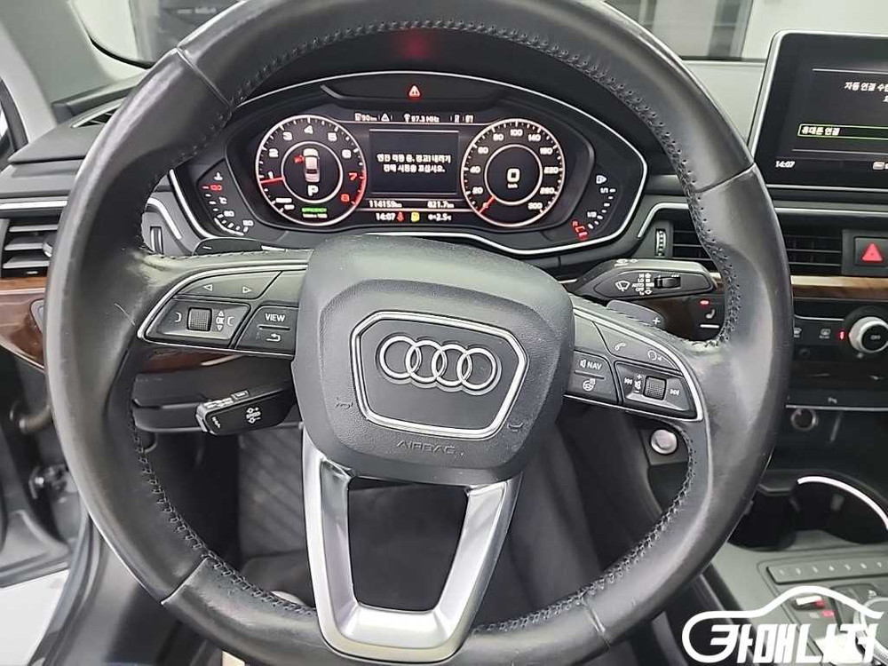 [아우디]A4 (B9) 45 TFSI 콰트로 프리미엄 #2026년특가--8