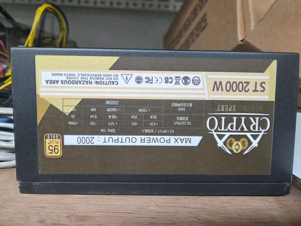 CRYPTO MINING XPERT ST 2000W 파워 서플라이입니다- 80 PLUS GOLD 인증을 받았습니다- - 안심되는 중고거래