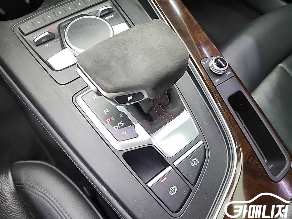 [아우디]A4 (B9) 45 TFSI 콰트로 프리미엄 #2026년특가--7