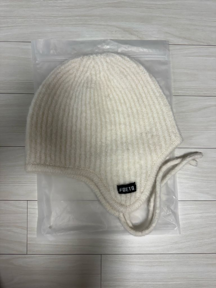 새상품) 포에토 Cloud furry string hat - ivory 이미지
