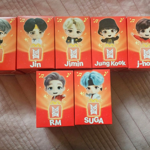 방탄소년단 맥도날드 해피밀 피규어 판매 팔아요 ㅅㅊㅇ BTS bts 이미지