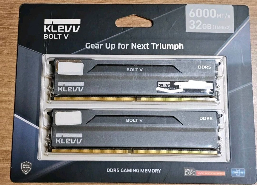 KLEVV DDR5 6000 CL30 BOLT V 16GB 판매합니다 - 안심되는 중고거래