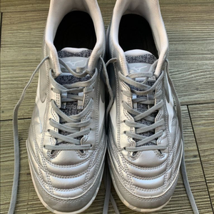 미즈노 모나르시다 풋살화