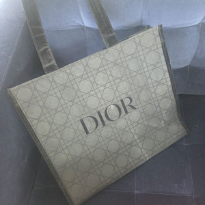 정품 디올 뷰티 에코백 메쉬백 까나쥬