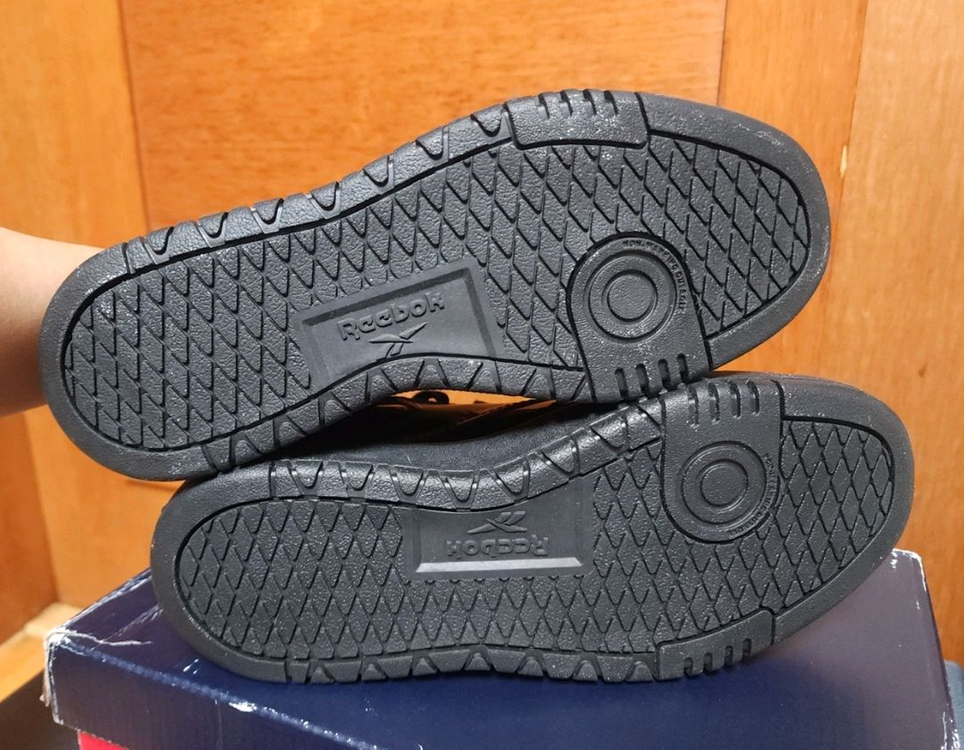 리복 천연 가죽 225 235 운동화 새상품 나이키복 천연 가죽--5