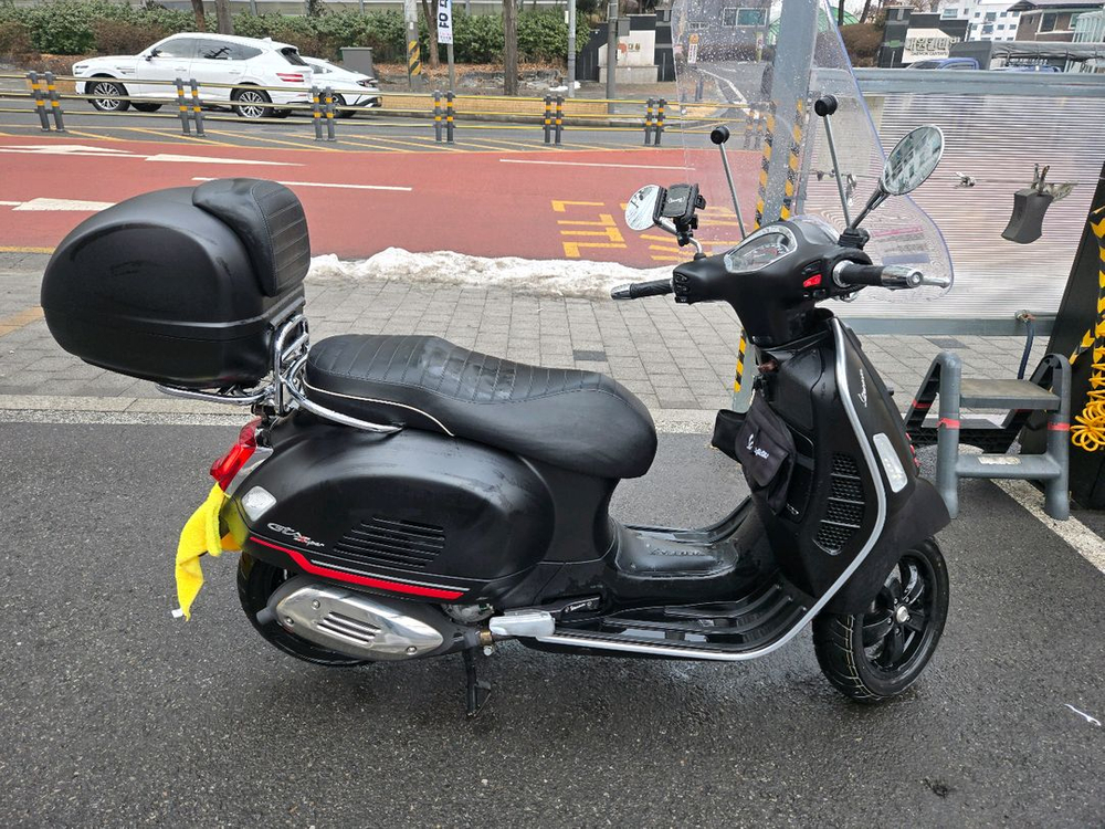 23년 베스파 gts300 슈퍼스포츠--0