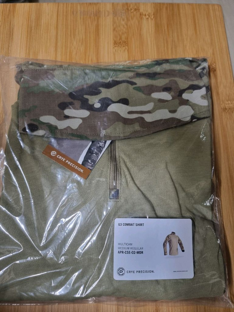 크라이 컴뱃 셔츠 멀티캠 이미지