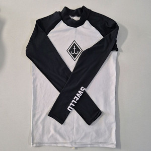 래쉬가드 L사이즈