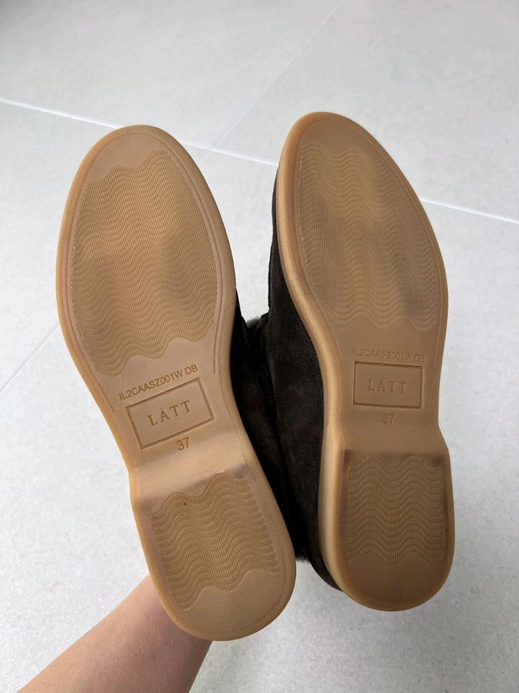 한섬 래트 어그 부츠 이미지