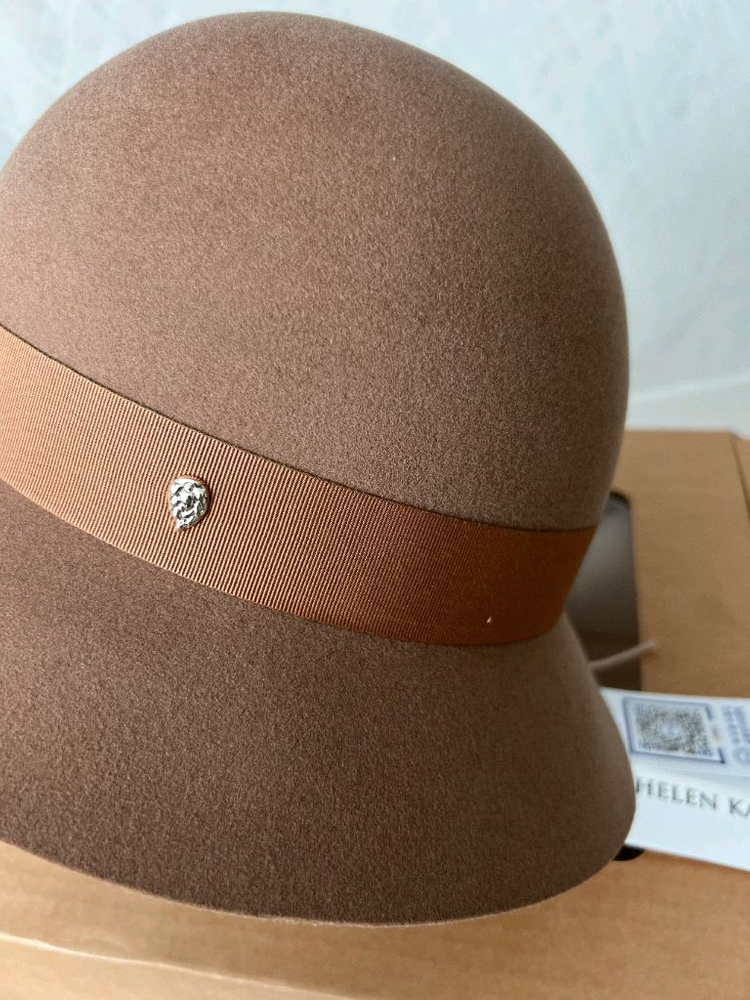 헬렌카민스키 에타(울100%)--1