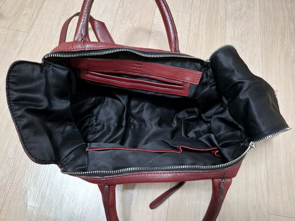 자라 가죽가방 이미지