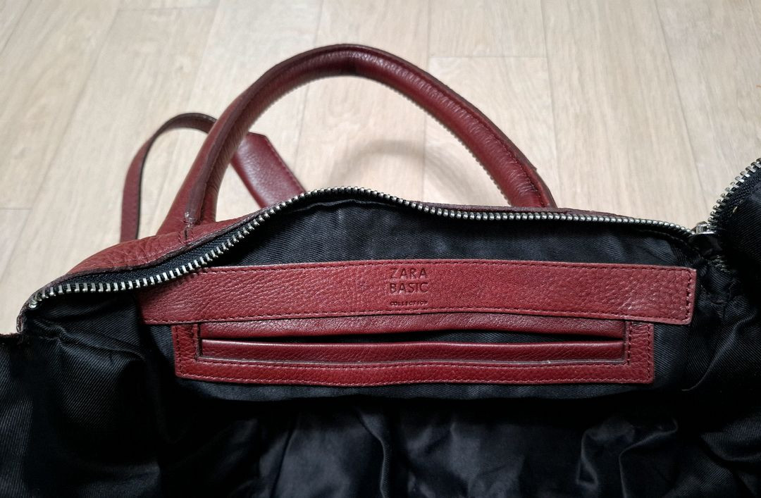 자라 가죽가방 이미지