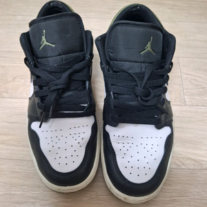 조던 1 레트로 하이 스니커즈