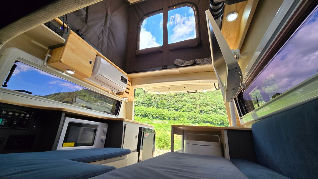 로드트립캠핑 캠핑카 라이트플러스 캠핑카 전시차 판매합니다. 이미지