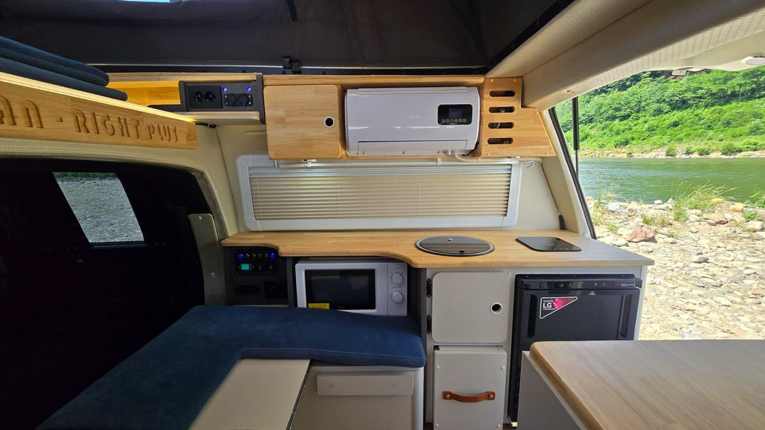 로드트립캠핑 캠핑카 라이트플러스 캠핑카 전시차 판매합니다. 이미지