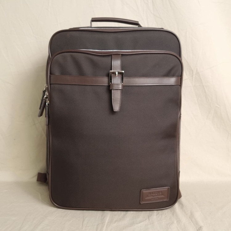 헤지스 백팩 책가방 노트북 패드 수납--0